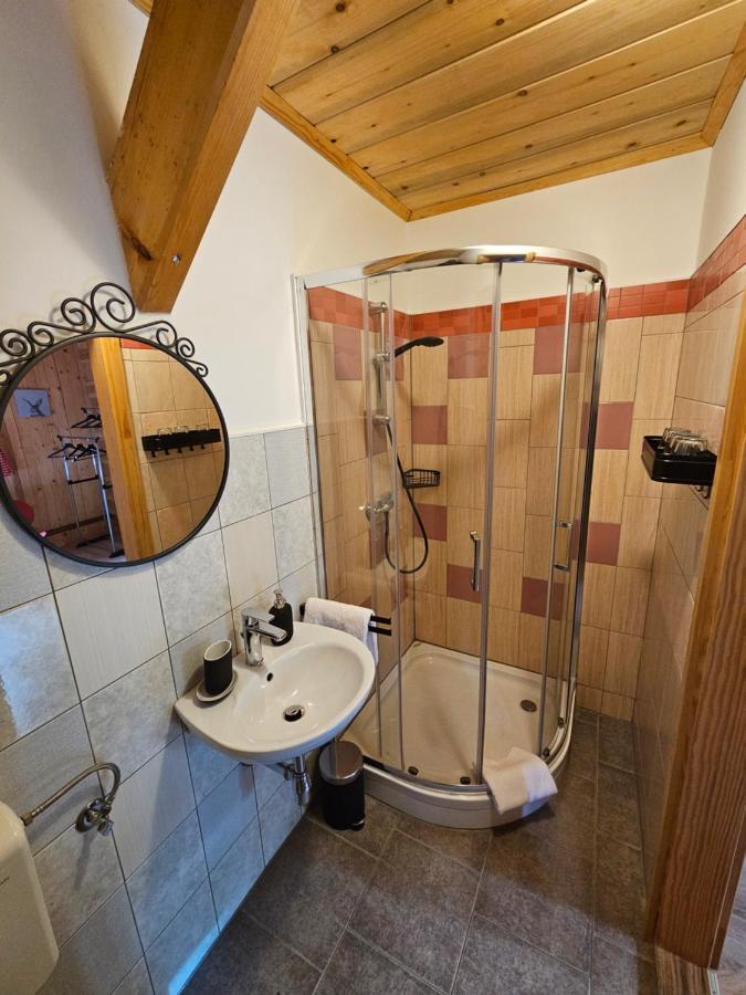 Koca Na Talezu Hotel Bled Luaran gambar